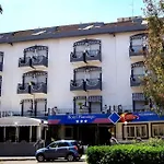 Flamingo Hotel
