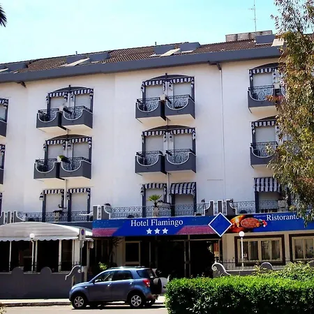 Flamingo Szálloda